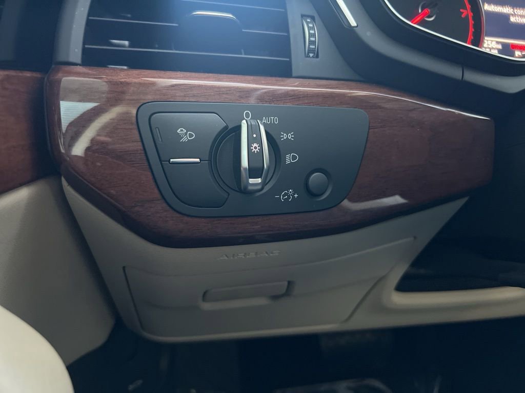 Used 2023 Audi A4 2.0T Premium w/ Convenience Package image 39