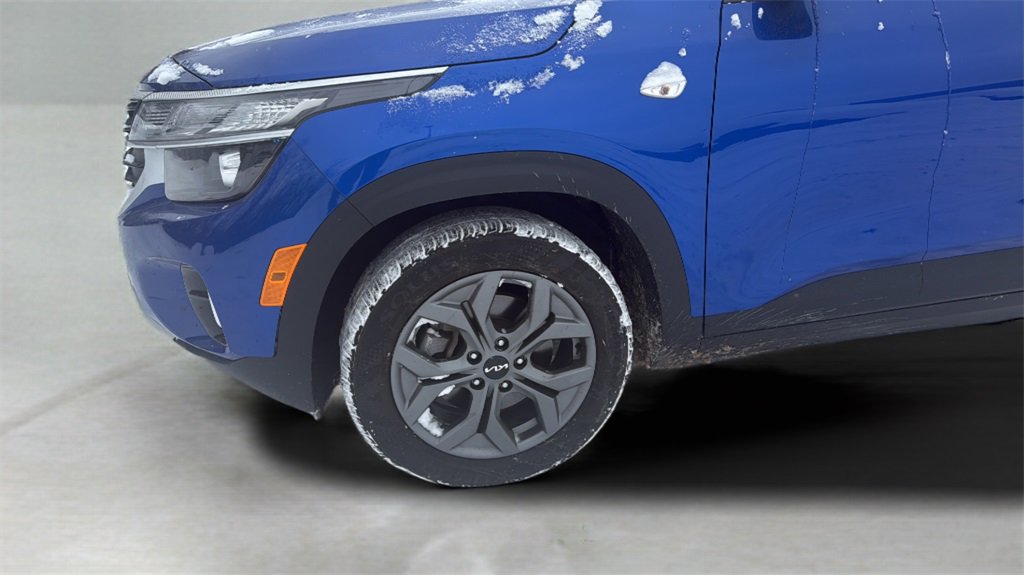 Used 2024 Kia Seltos LX image 9