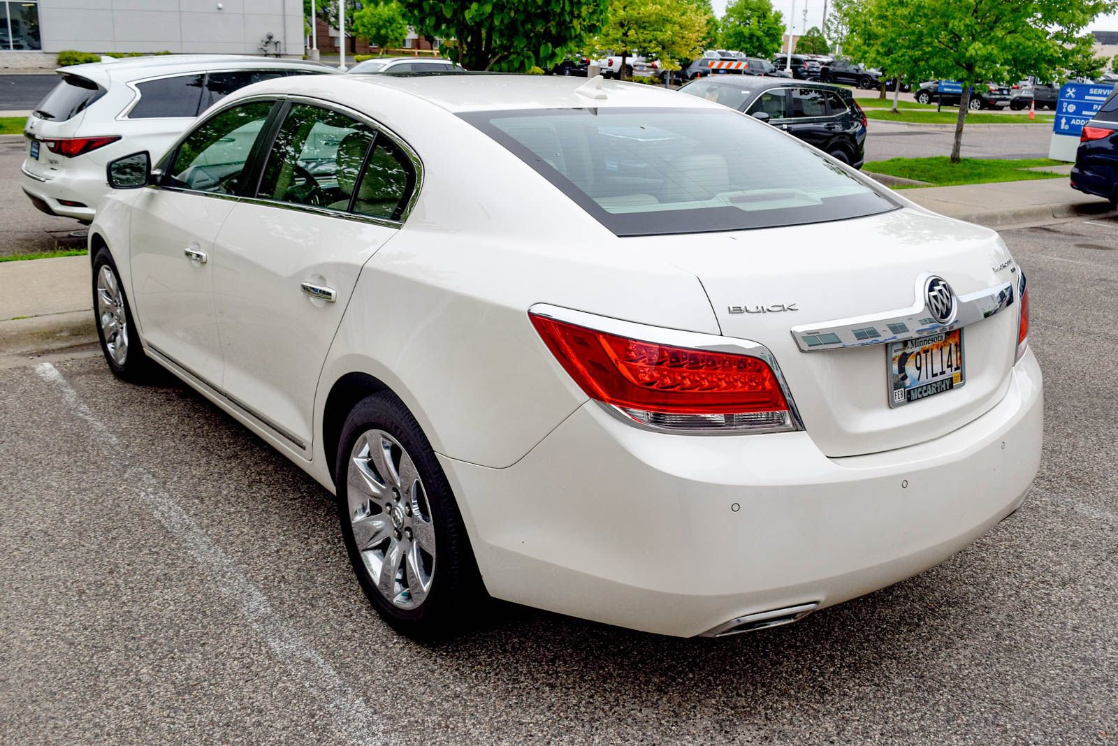 Used 2010 Buick LaCrosse CXS FWD image 6