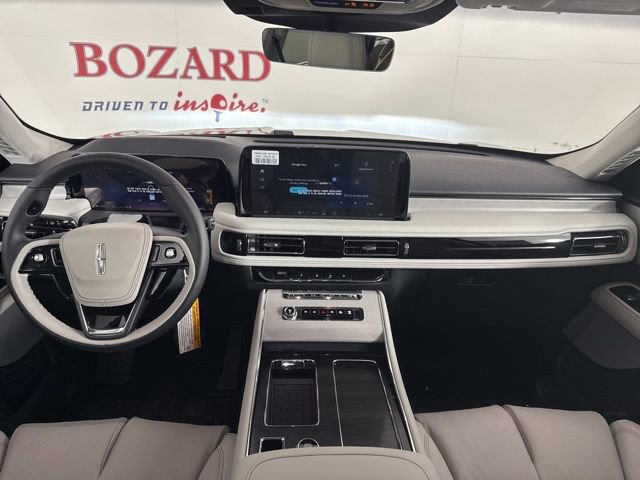 New 2025 Lincoln Aviator Reserve w/ Equipment Group 201A image 9