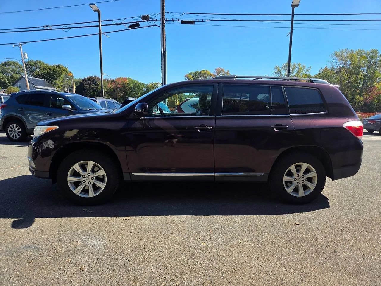 Used 2012 Toyota Highlander SE w/ Tow Pkg AWD/4WD image 33