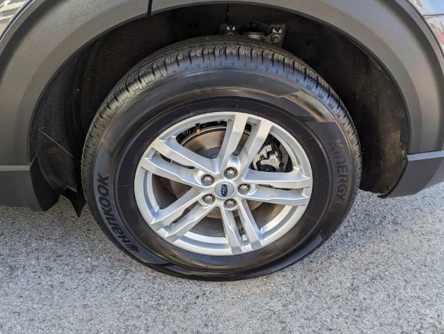 Used 2023 Ford Explorer XLT RWD image 28
