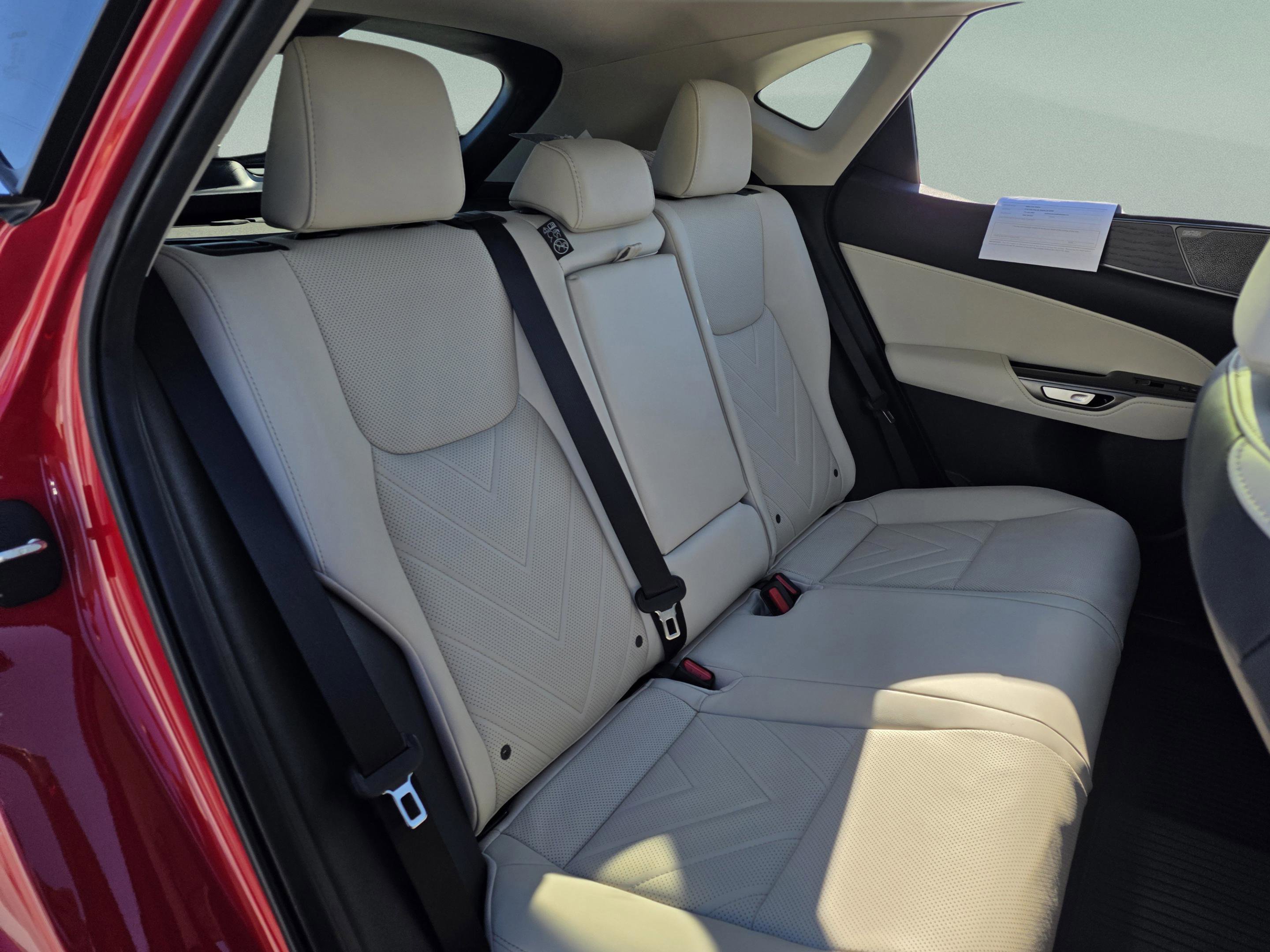 Used 2025 Lexus NX 450h+ AWD w/ Luxury Package image 21