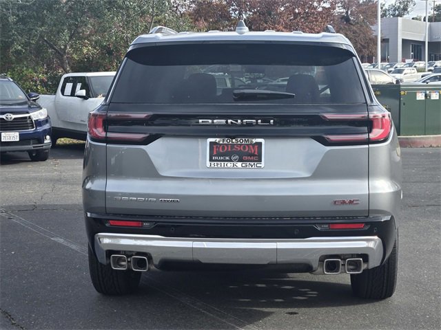 New 2026 GMC Acadia Denali w/ Super Cruise Package image 5