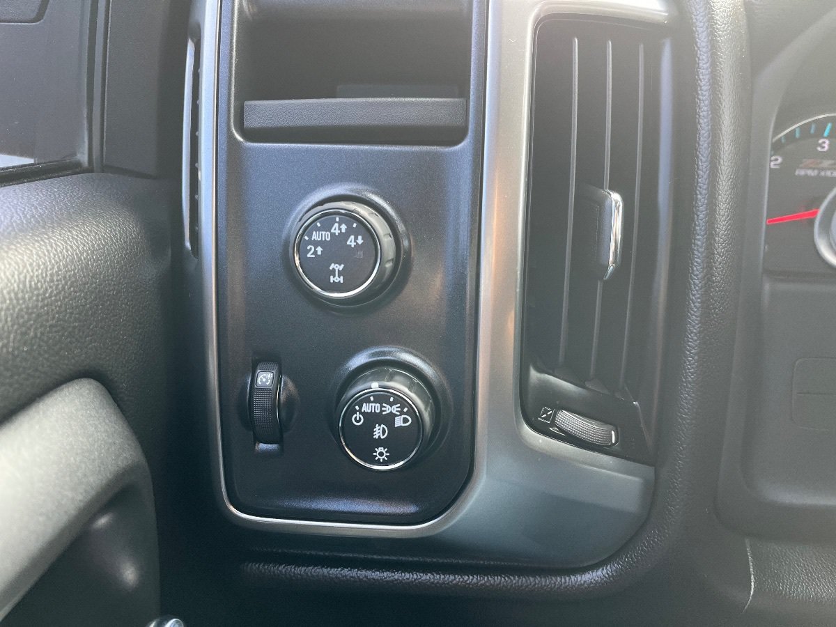 Used 2016 Chevrolet Silverado 1500 LT w/ All Star Edition AWD/4WD image 21