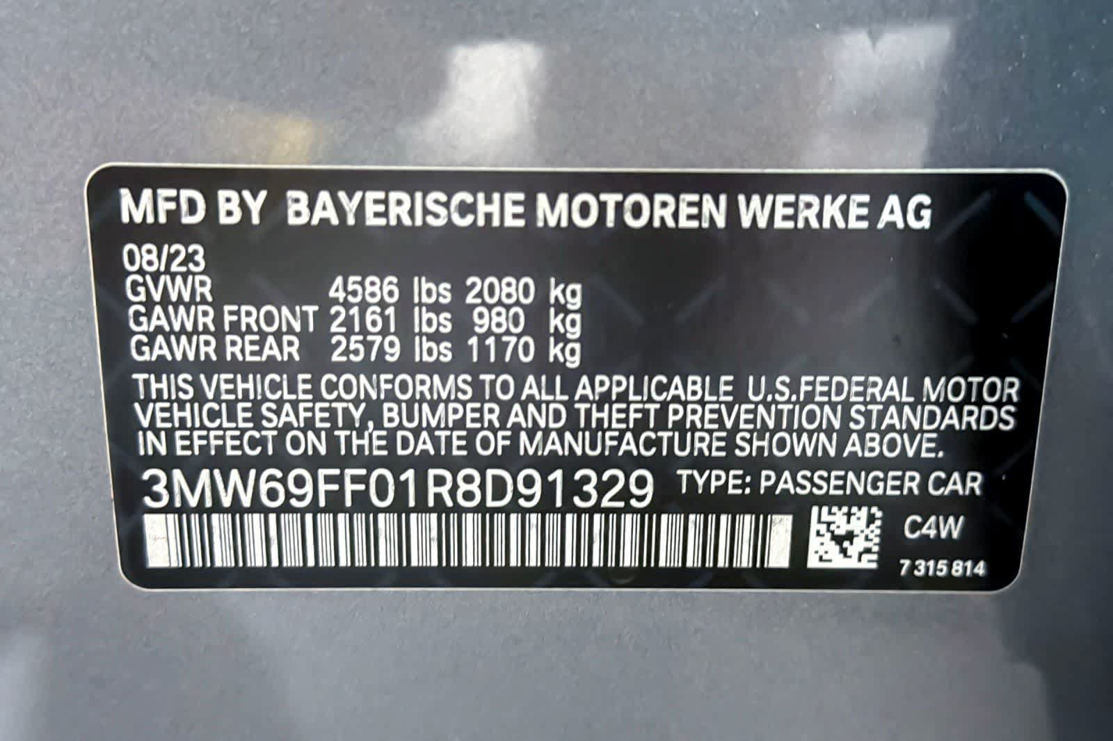 Used 2024 BMW 330i Sedan w/ M Sport Package RWD image 29