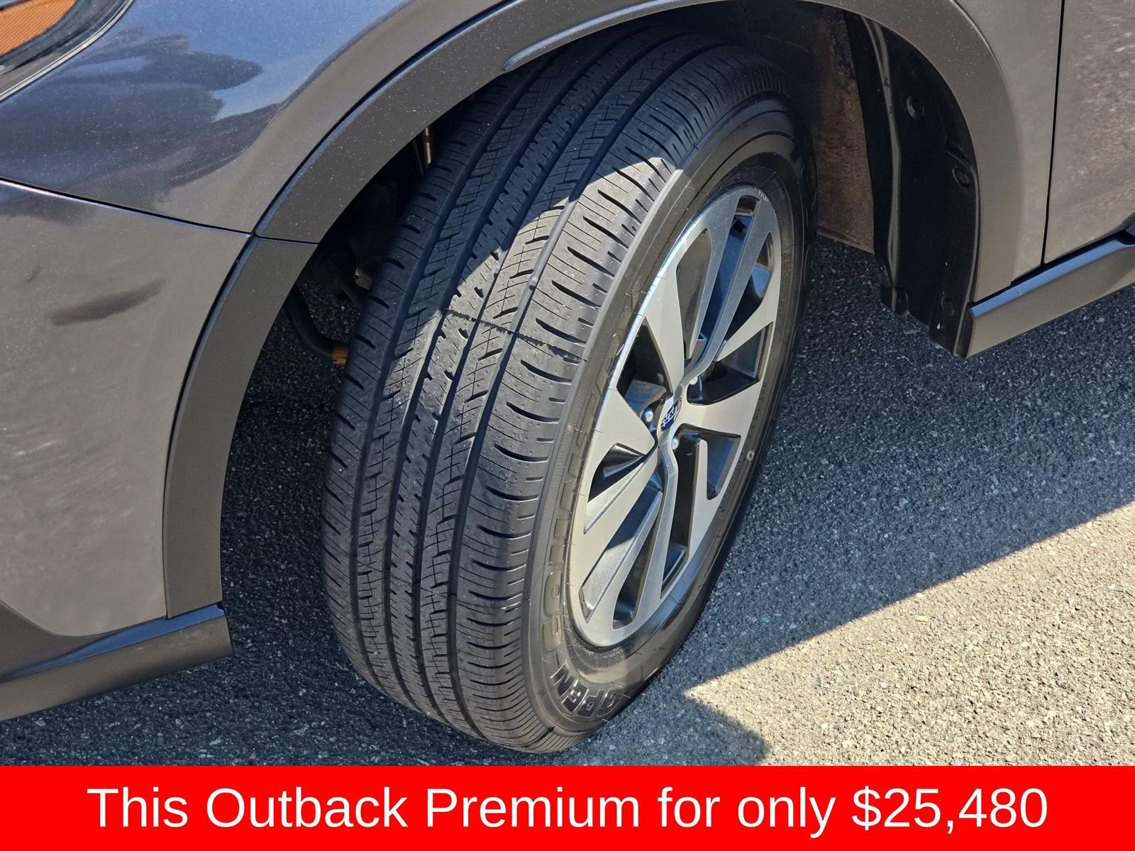 Used 2022 Subaru Outback Premium image 38