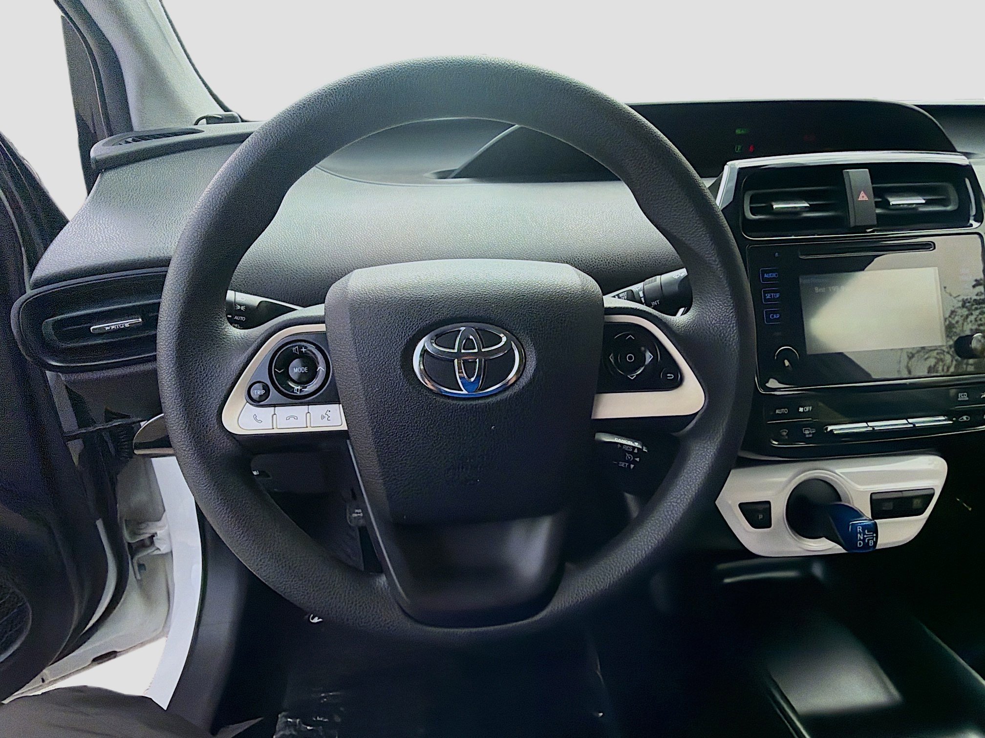 Used 2016 Toyota Prius Two image 10