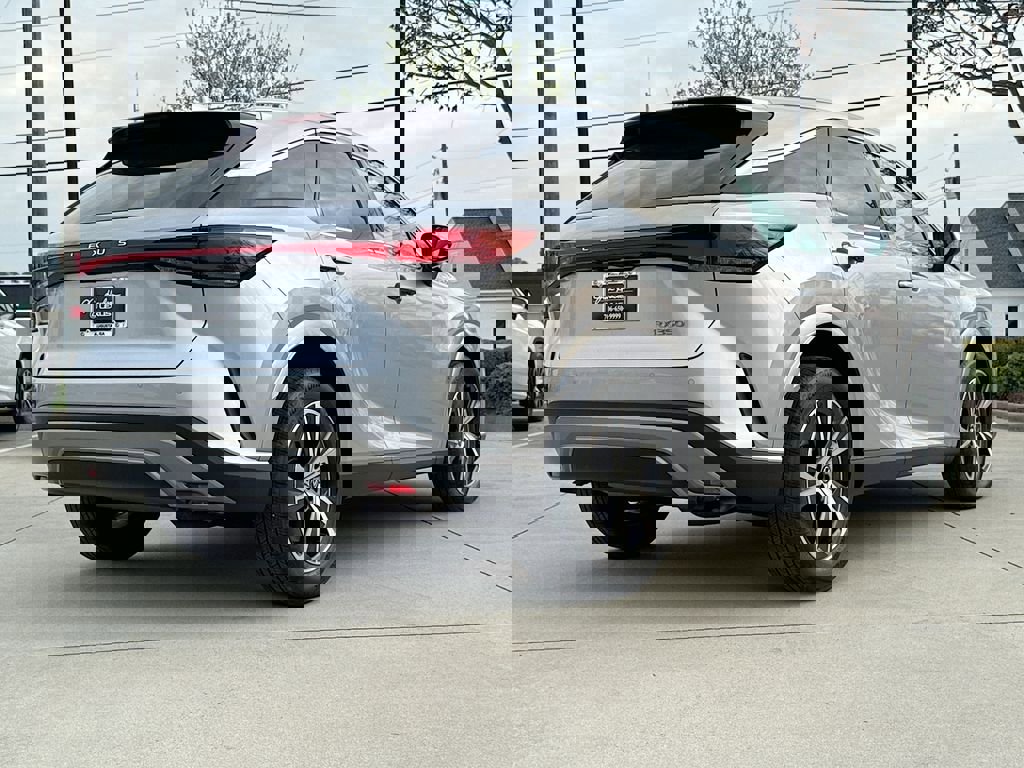 Used 2024 Lexus RX 350 Premium w/ Accessory Package (Z1) image 8