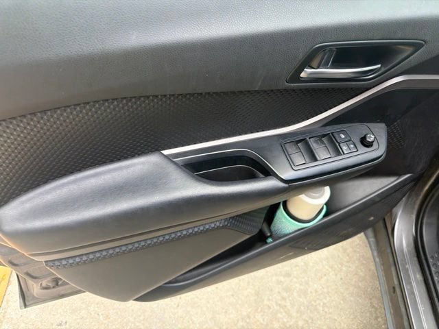 Used 2021 Toyota C-HR LE FWD image 20