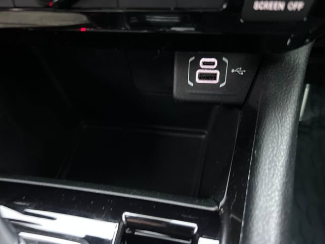 Used 2025 Jeep Compass Sport image 22