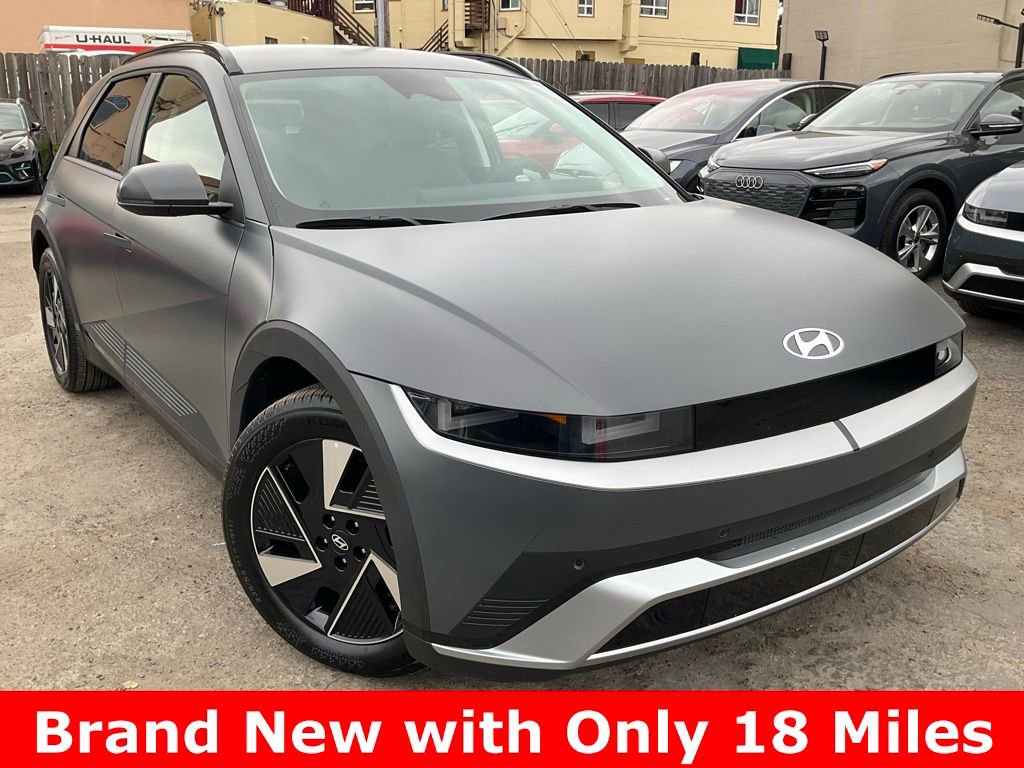 Used 2025 Hyundai Ioniq 5 SEL image 1