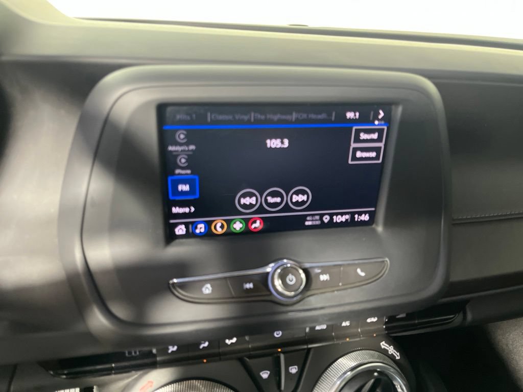 Used 2022 Chevrolet Camaro LT RWD image 21