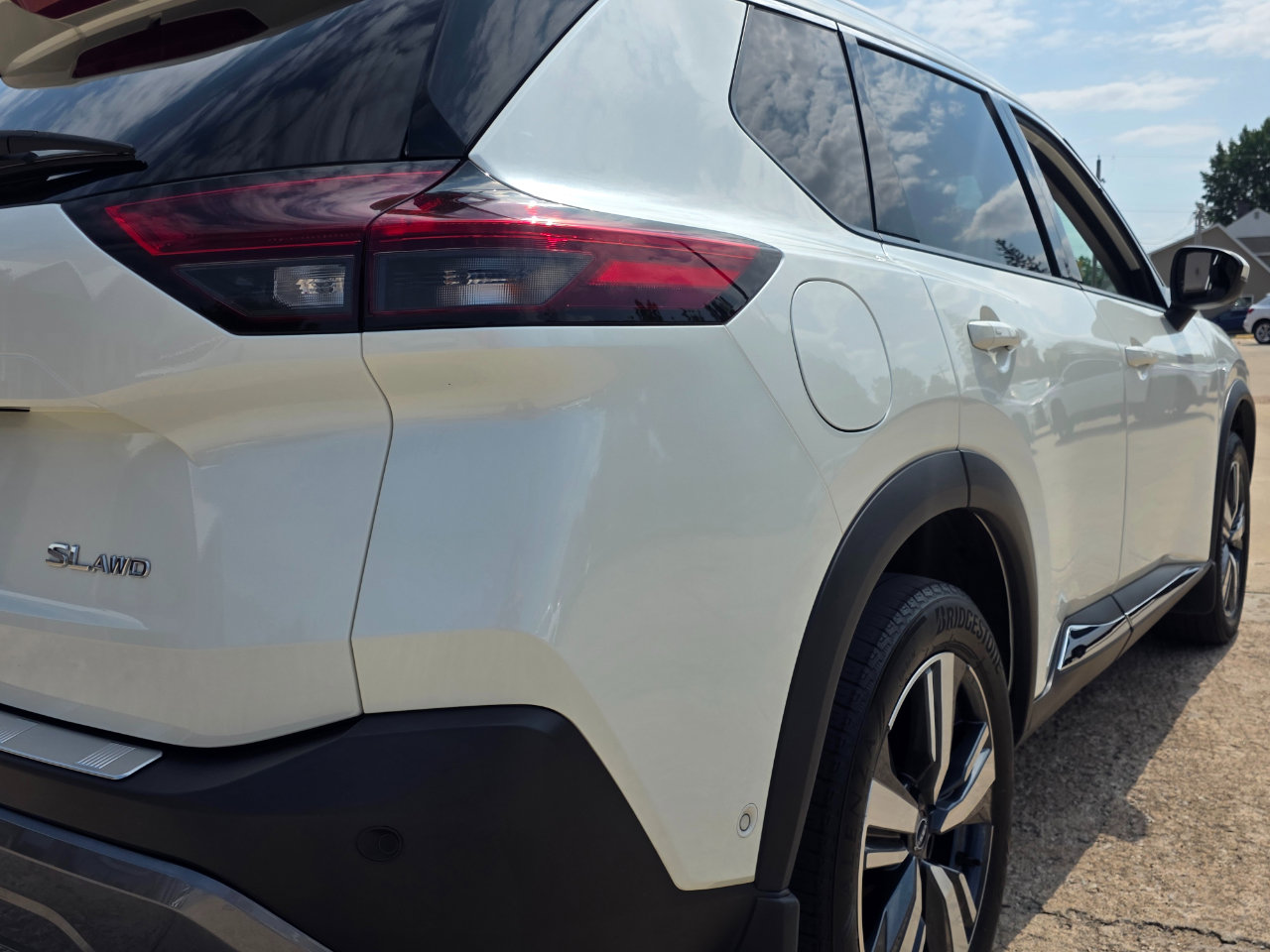 Used 2022 Nissan Rogue SL w/ SL Premium Package image 21