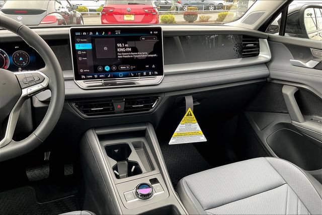 New 2025 Volkswagen Tiguan SE AWD/4WD image 8