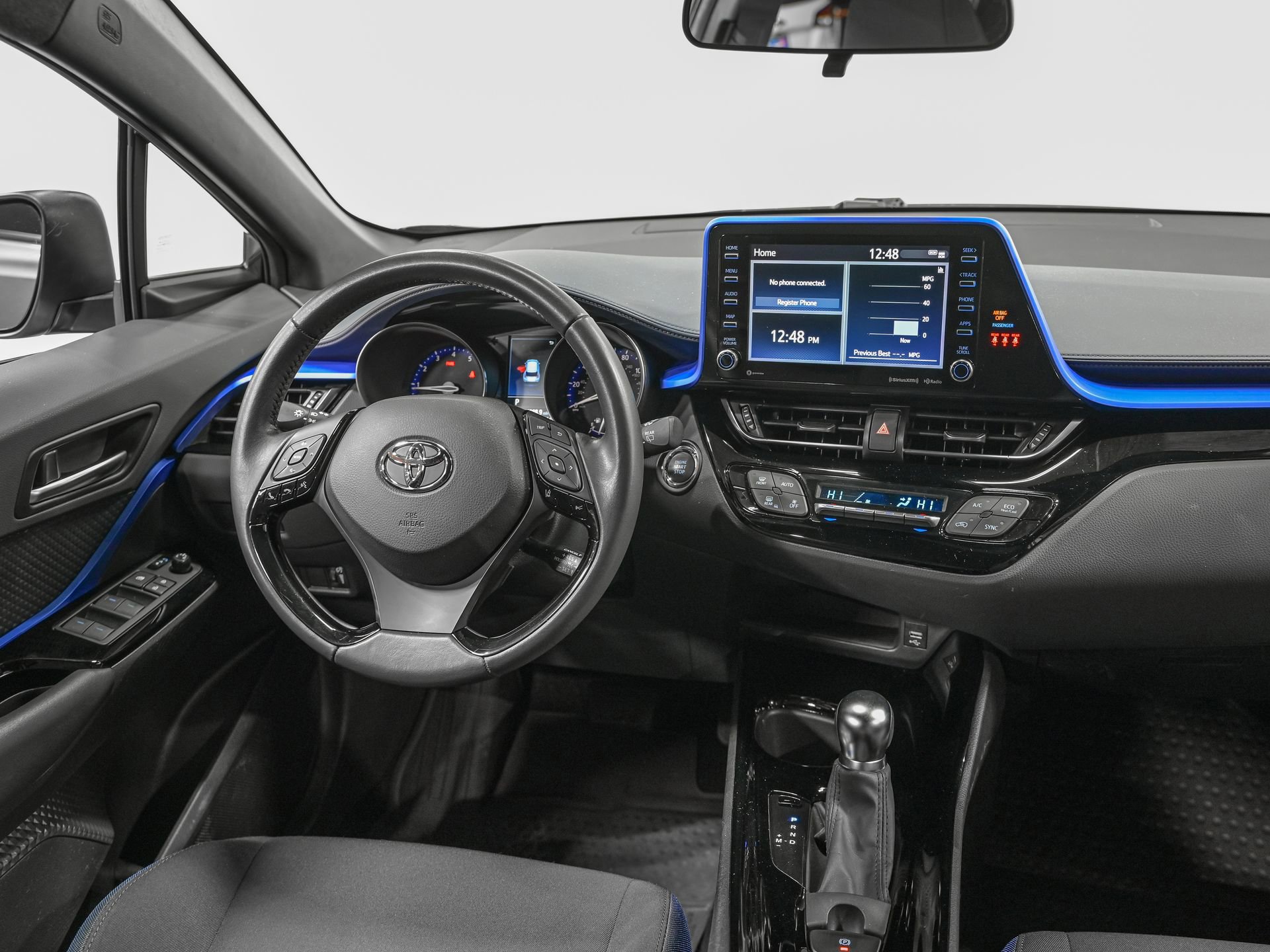 Used 2022 Toyota C-HR XLE image 28