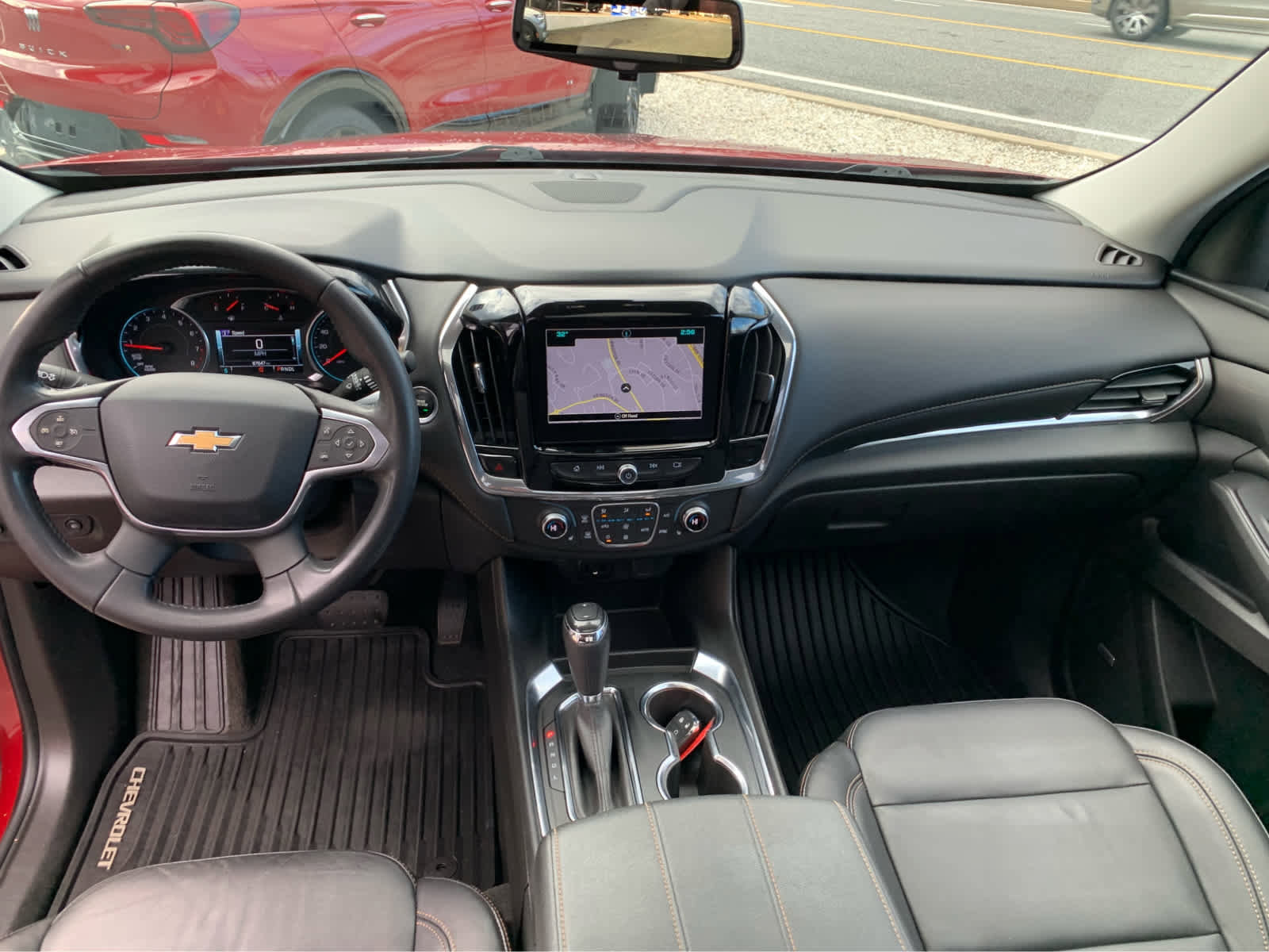 Used 2019 Chevrolet Traverse LT w/ LT Premium Package image 10