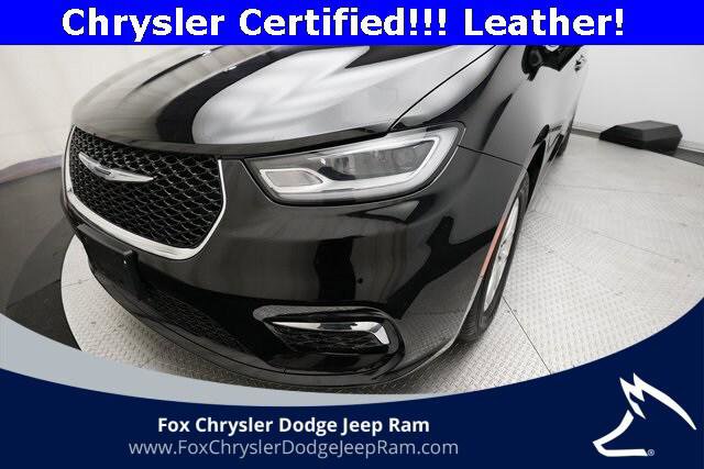 Certified 2024 Chrysler Pacifica Touring-L image 23