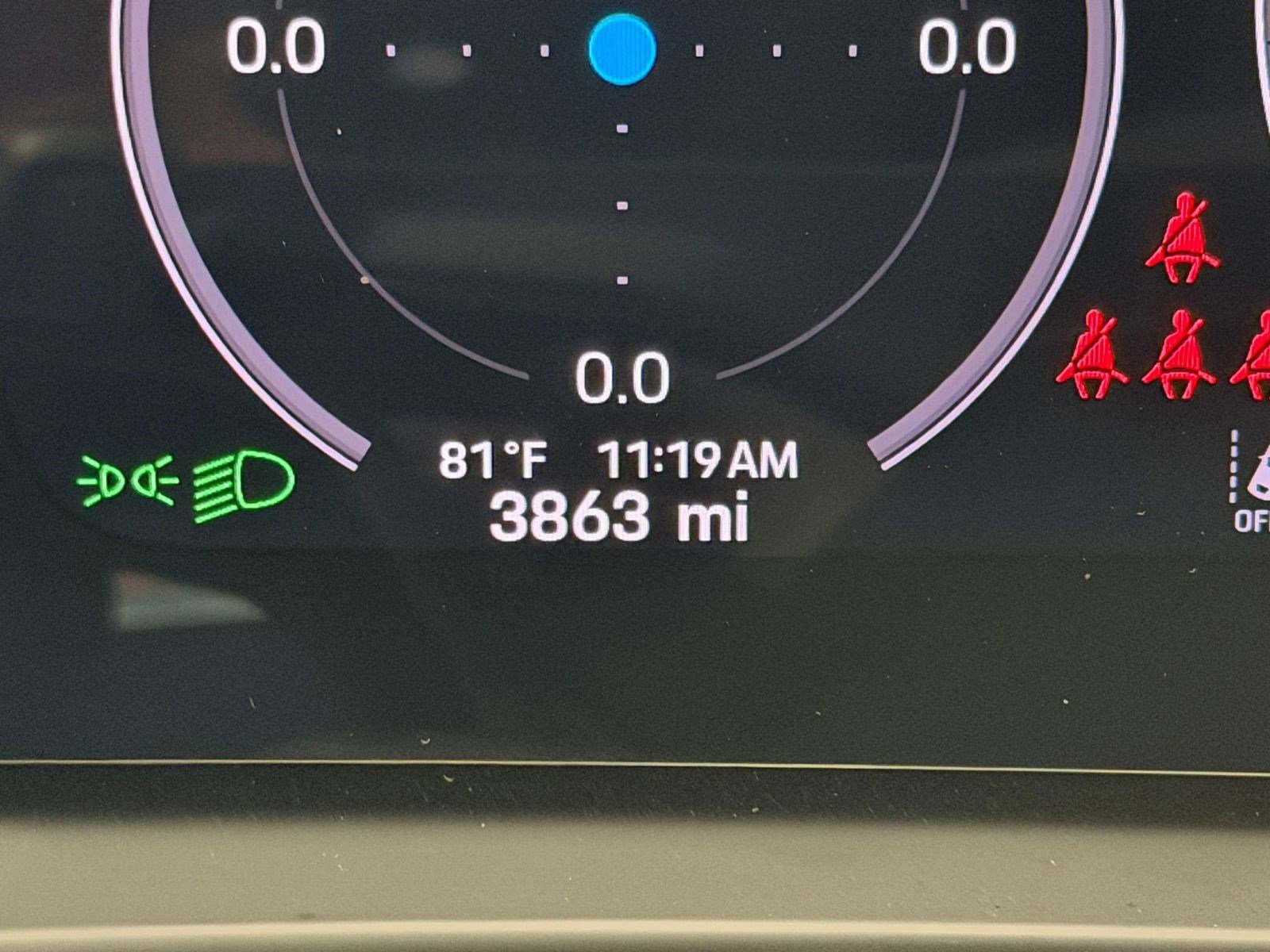 Used 2025 Porsche Cayenne image 18