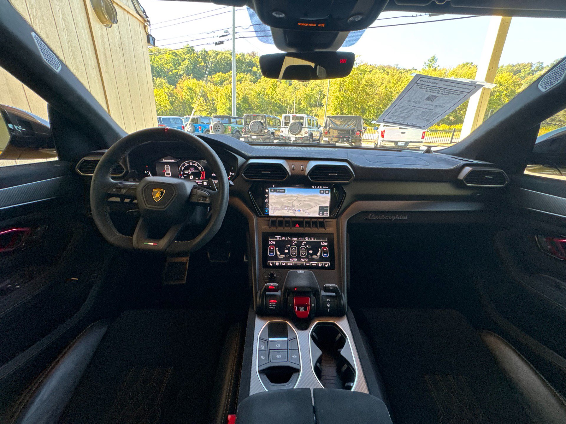 Used 2023 Lamborghini Urus Performante AWD/4WD image 57