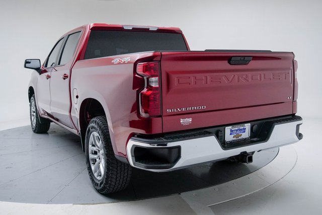 Used 2021 Chevrolet Silverado 1500 LT image 3