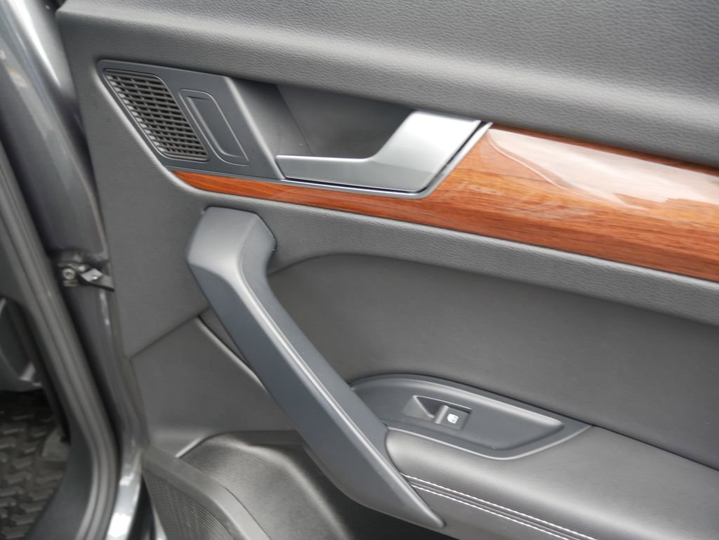 Certified 2023 Audi Q5 2.0T Premium Plus w/ Premium Plus Package image 32