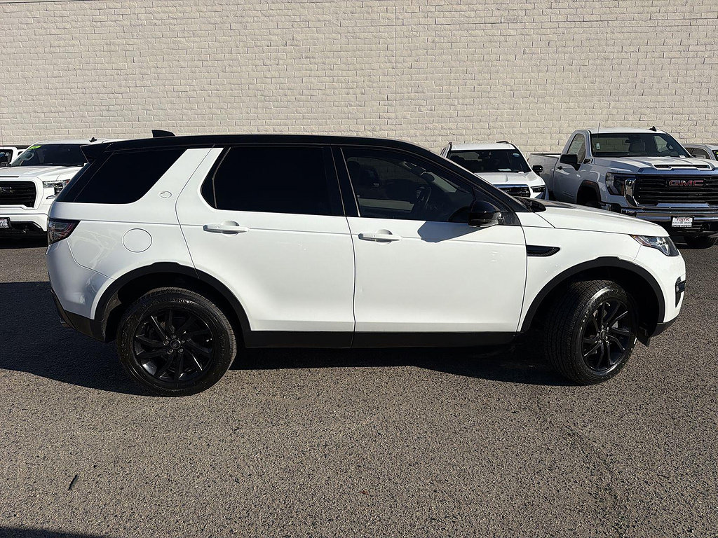 Used 2017 Land Rover Discovery Sport HSE AWD/4WD image 4