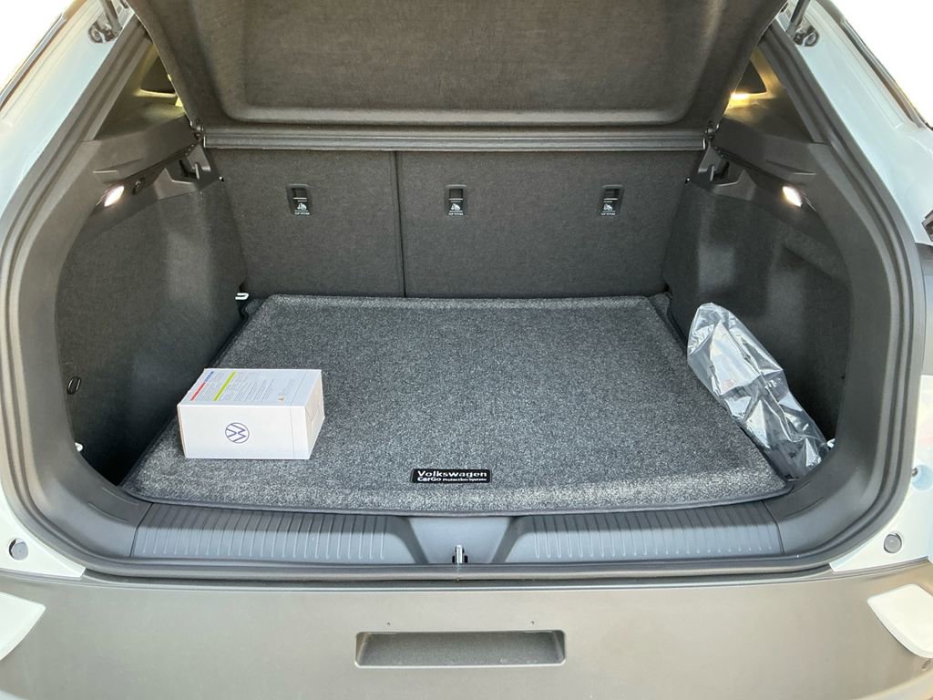 New 2026 Volkswagen ID.4 Pro image 21