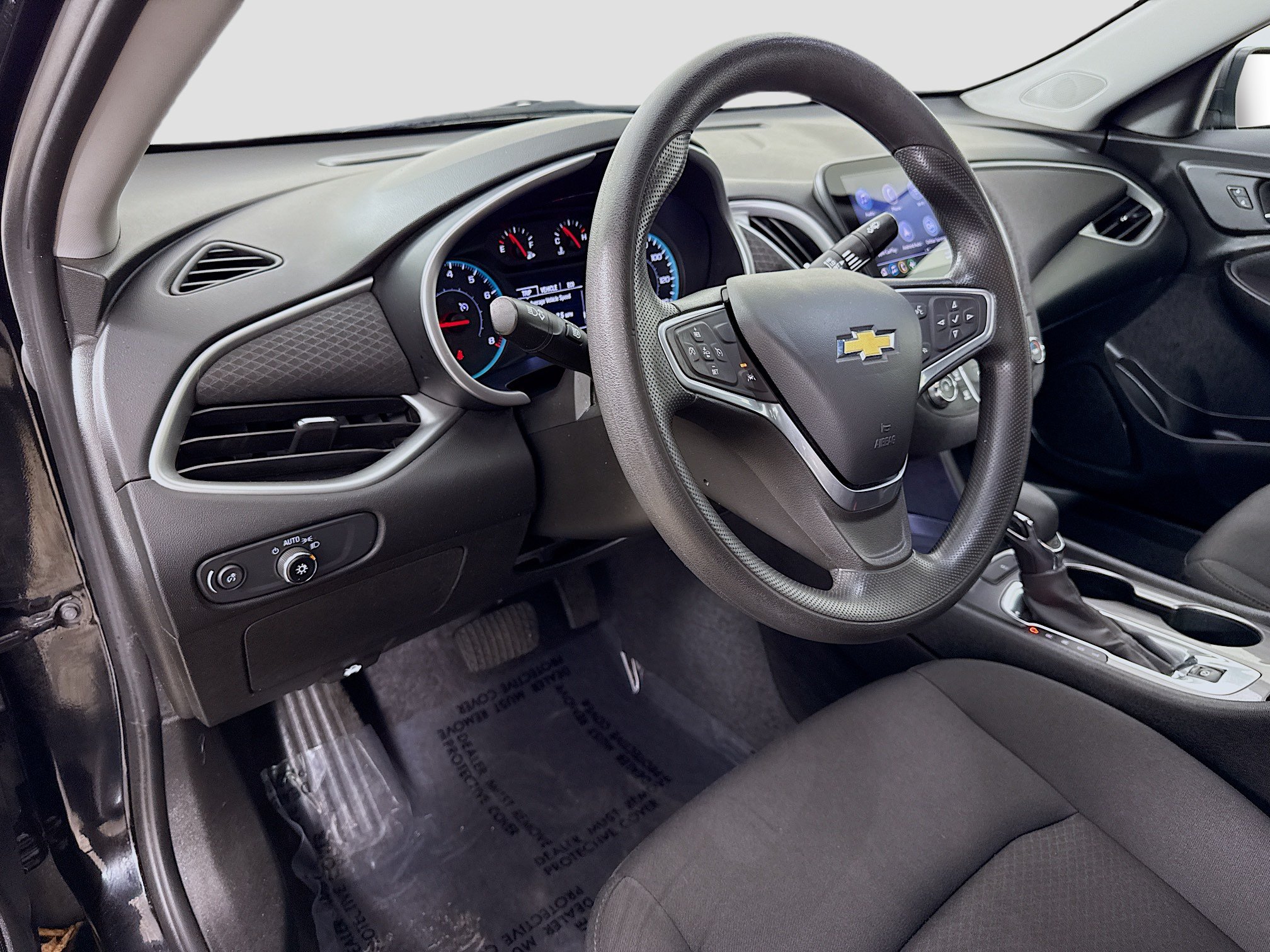 Used 2023 Chevrolet Malibu LS FWD image 11