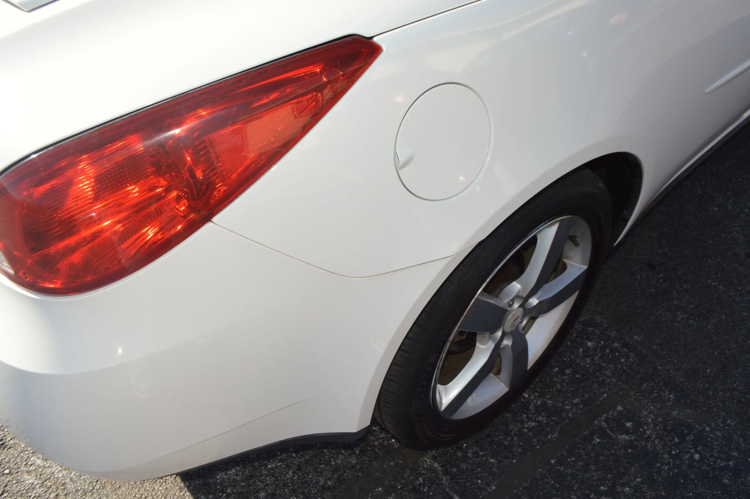 Used 2006 Pontiac G6 GT w/ Premium Value Package image 9