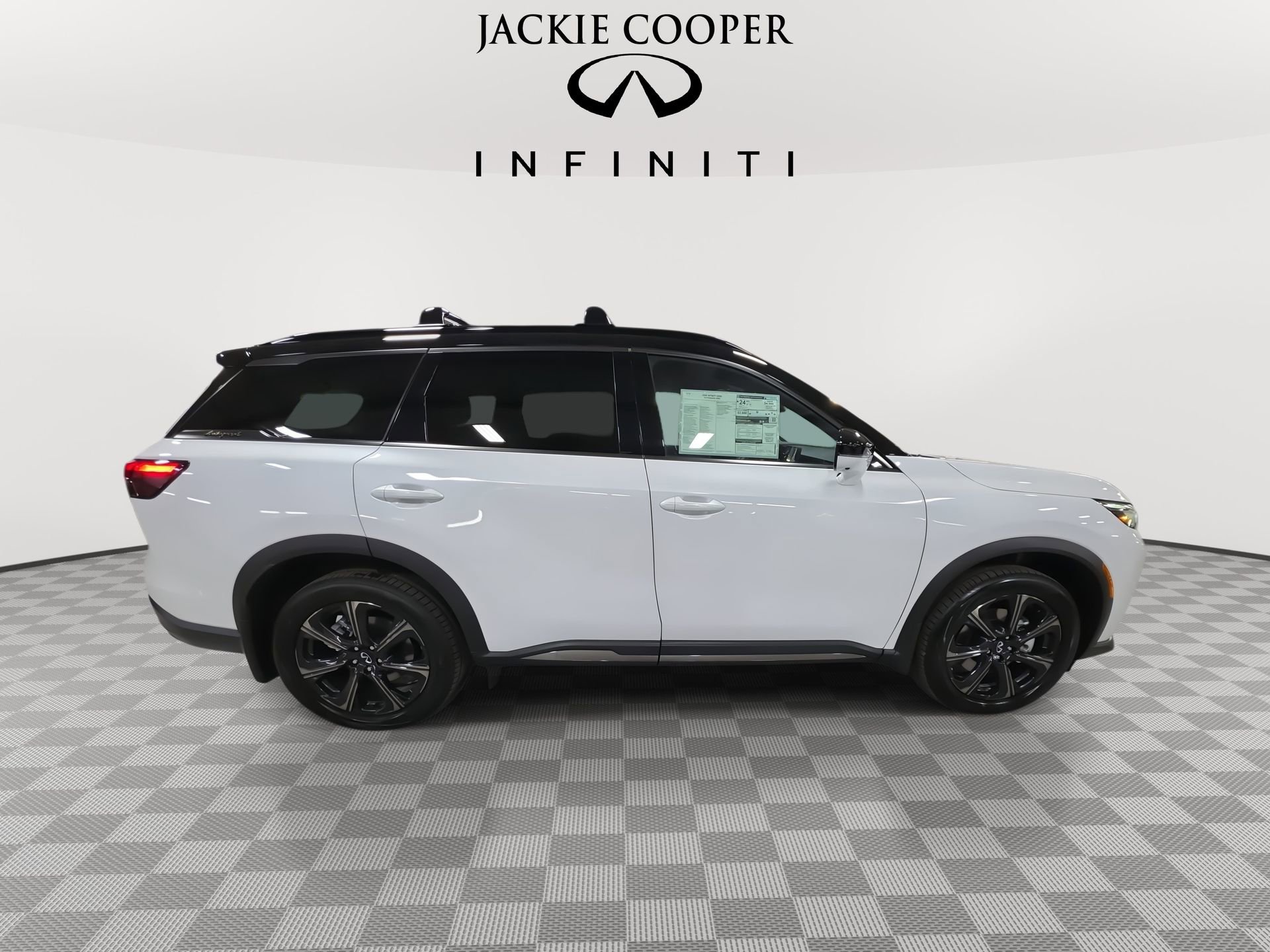New 2026 INFINITI QX60 Autograph w/ Dark Cargo Package image 4