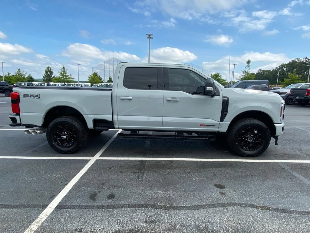 Certified 2025 Ford F350 Lariat w/ Black Appearance Package AWD/4WD image 8
