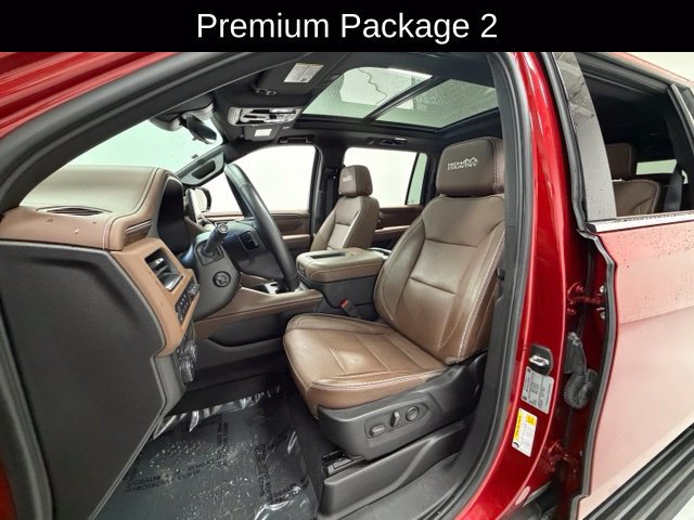 Certified 2024 Chevrolet Suburban High Country w/ Premium Package 2 AWD/4WD image 8