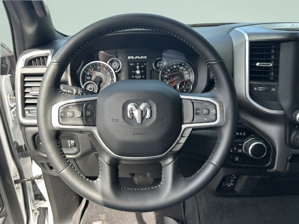 Used 2023 RAM 1500 Big Horn AWD/4WD image 41