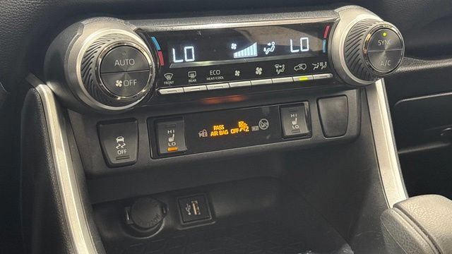 Used 2025 Toyota RAV4 XLE w/ Convenience Package AWD/4WD image 39