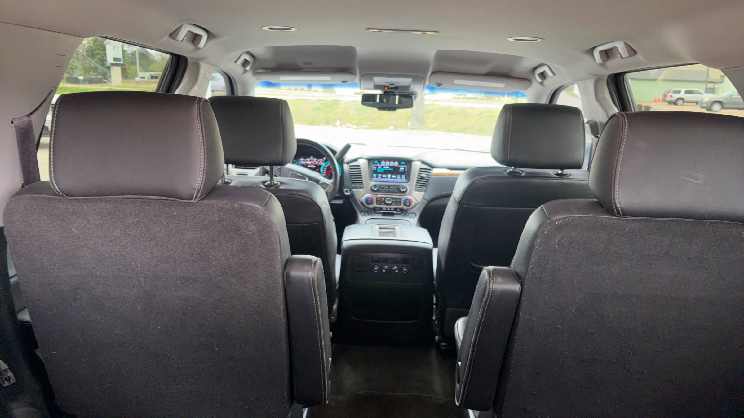 Used 2017 GMC Yukon Denali image 10