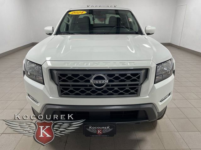 Used 2024 Nissan Frontier SV w/ SV Convenience Package AWD/4WD image 2