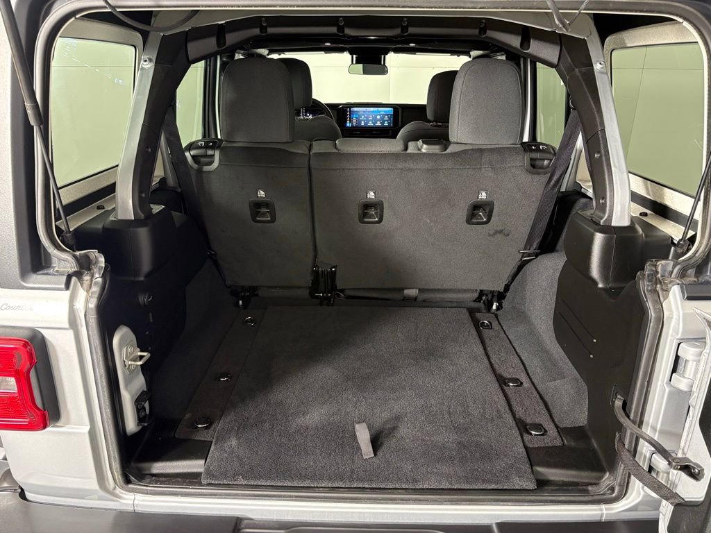 Used 2024 Jeep Wrangler Unlimited Rubicon AWD/4WD image 42