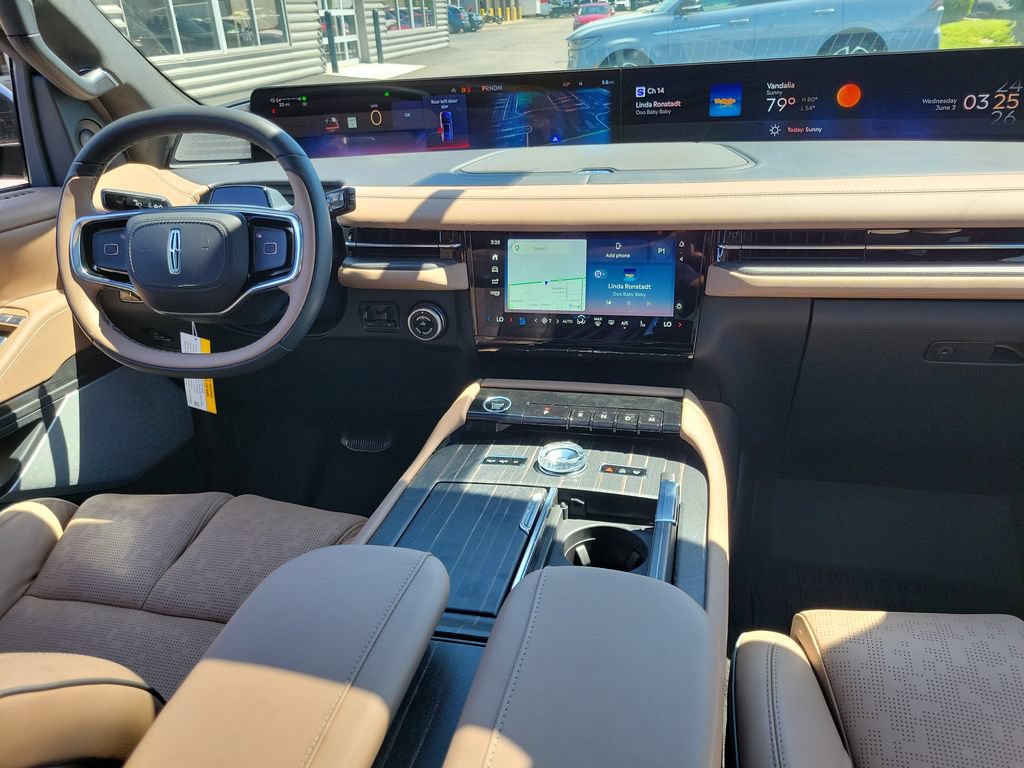 New 2026 Lincoln Navigator Black Label AWD/4WD image 13