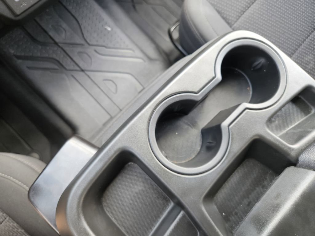 Used 2022 Chevrolet Silverado 1500 Custom w/ Safety Confidence Package image 24