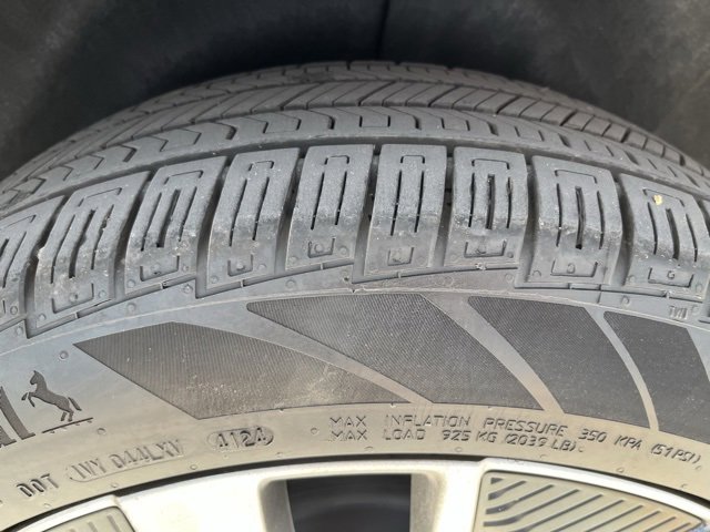 Certified 2025 Cadillac Optiq Luxury 1 image 7