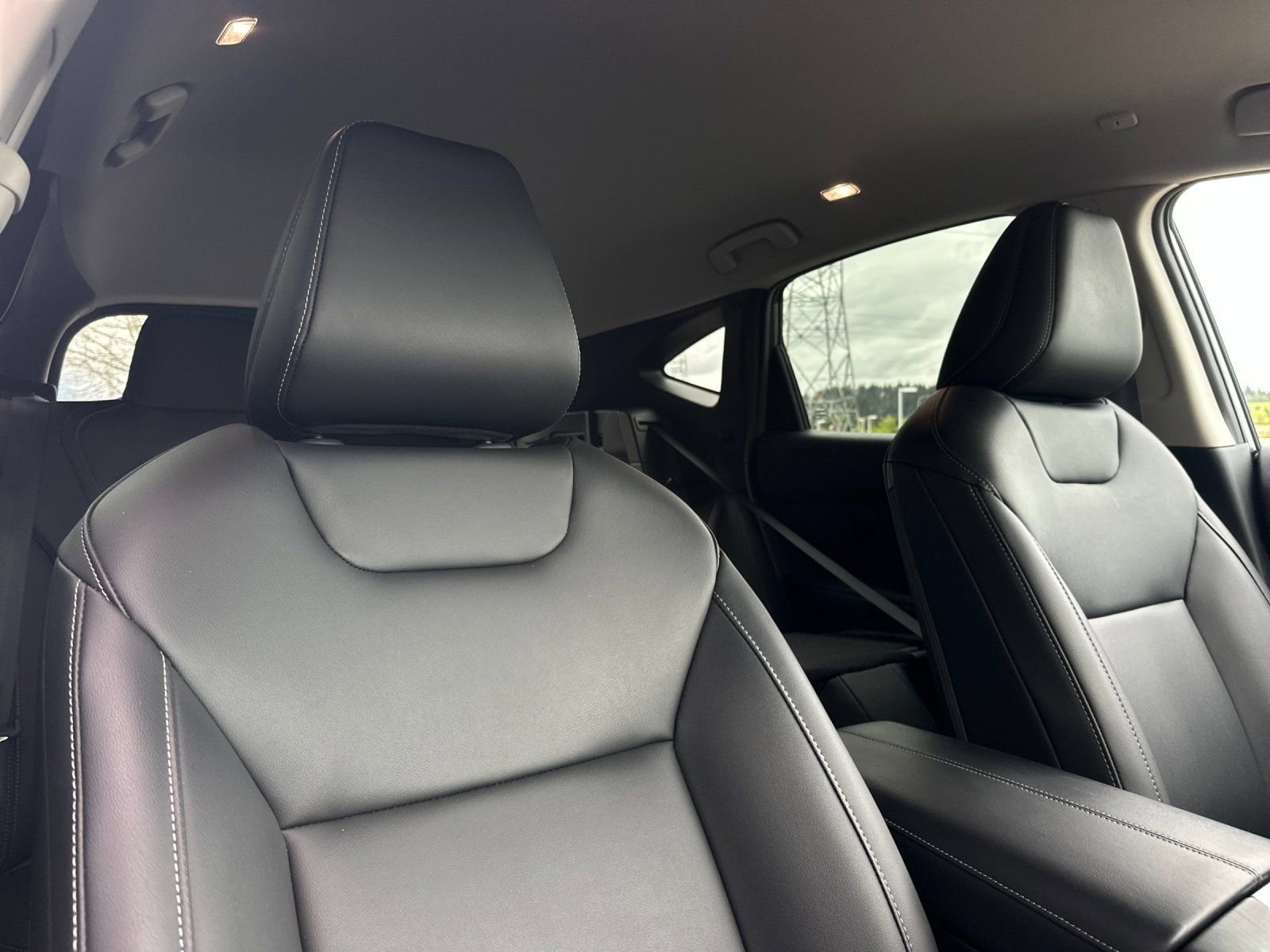 Used 2025 Nissan Murano SV AWD/4WD image 15