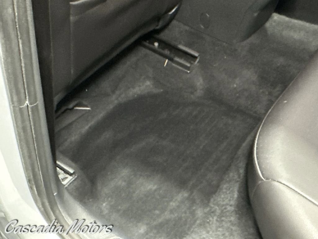 Used 2016 Volkswagen e-Golf SEL Premium image 25