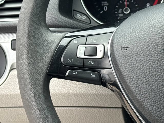 Used 2018 Volkswagen Passat 2.0T S w/ Driver Assistance Package FWD image 21