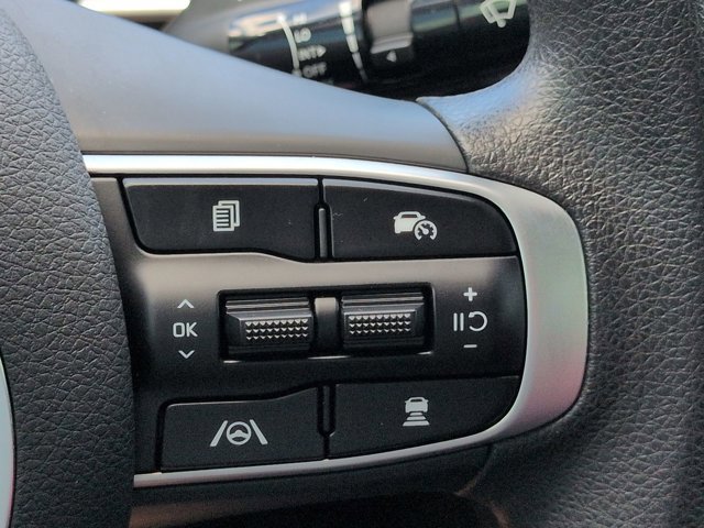 Used 2025 Kia K5 LXS FWD image 24
