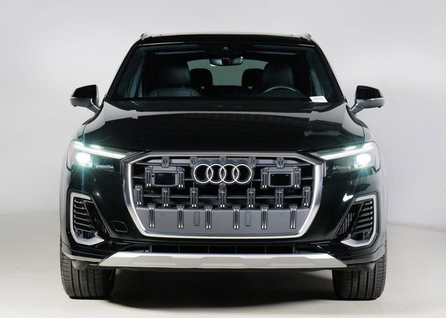 Certified 2025 Audi Q7 3.0T Premium w/ Convenience Package image 7