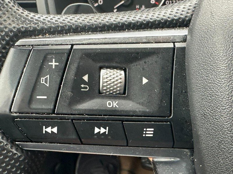 Used 2024 Mitsubishi Outlander ES image 19