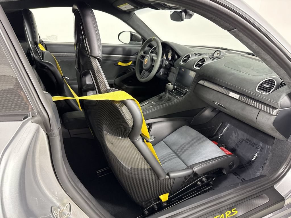 Certified 2024 Porsche 718 Cayman GT4 RS RWD image 24