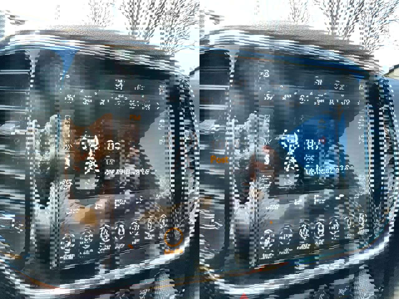 Used 2022 Jeep Grand Cherokee Limited w/ Trailer Tow Group IV image 13