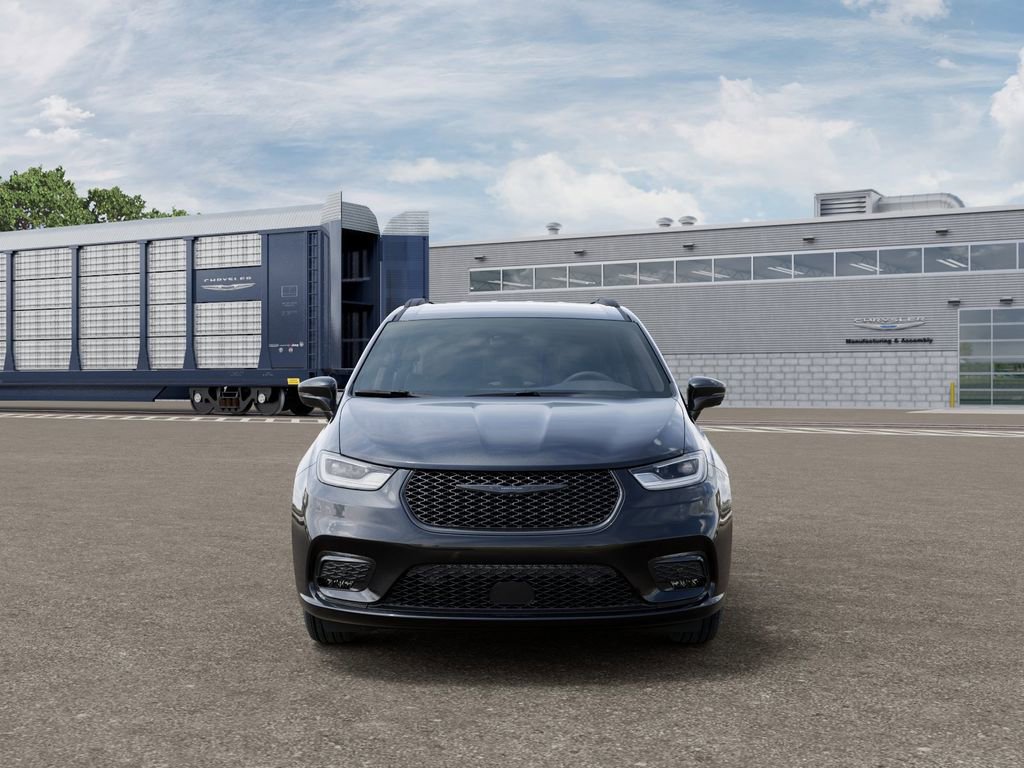 New 2026 Chrysler Pacifica Select w/ S Appearance Package FWD image 6